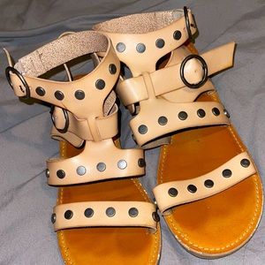 American Eagle sandals